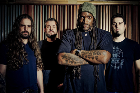 Sepultura finaliza con la grabación de su próximo disco